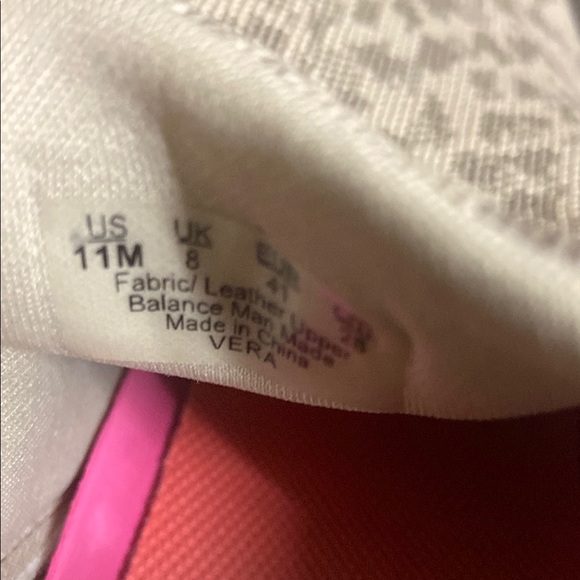 Stylish Beige Leopard Print Women's Shoes - Picture 4 of 5